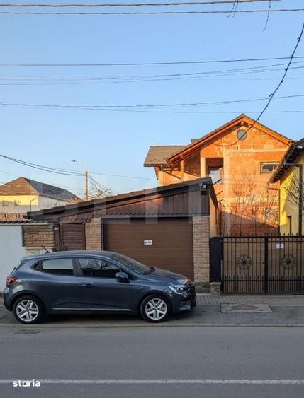 Casă cu 4 camere cu Teren 400 Mp în Decebal