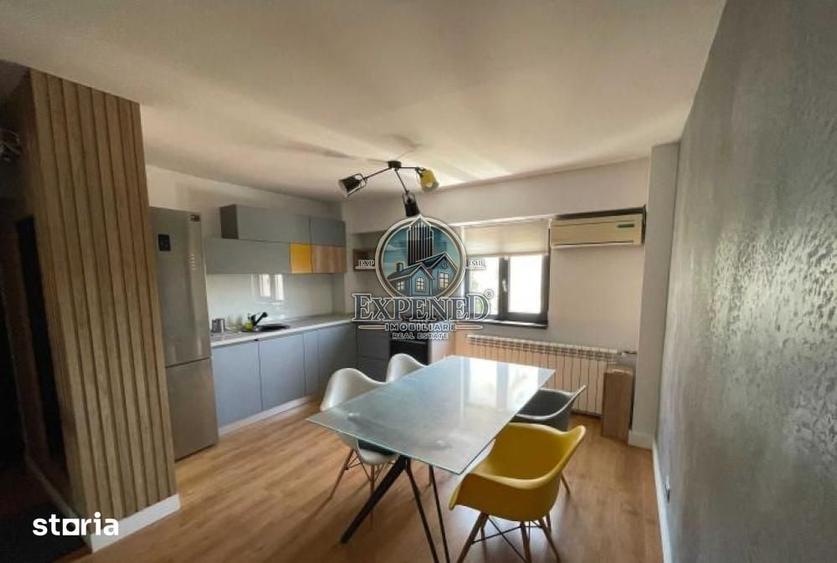 Apartament cu 3 camere decomandat în Tineretului