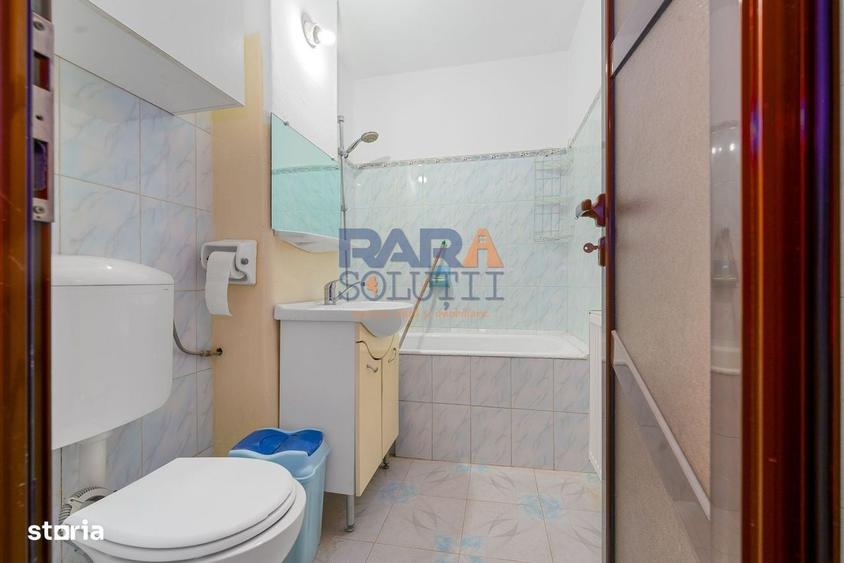 Apartament cu 3 camere decomandat în Românești