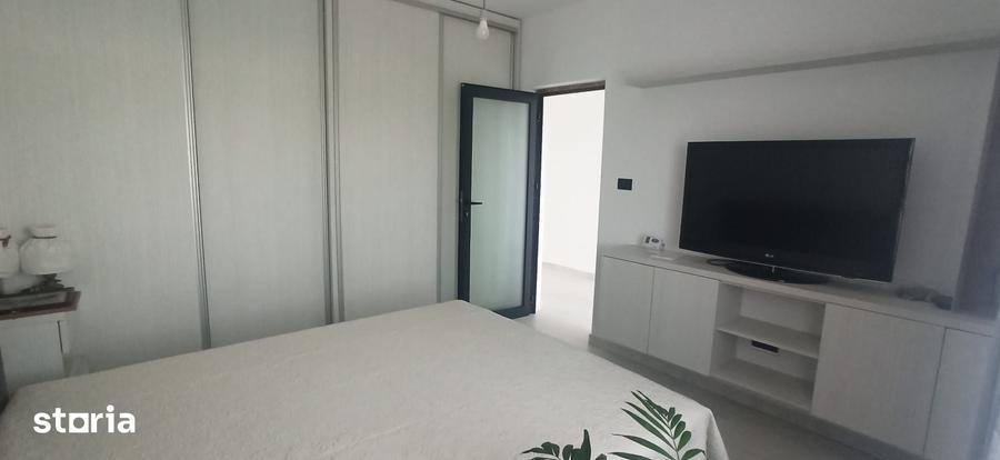 Casă cu 3 camere cu Teren 1100 Mp în Vladimirescu