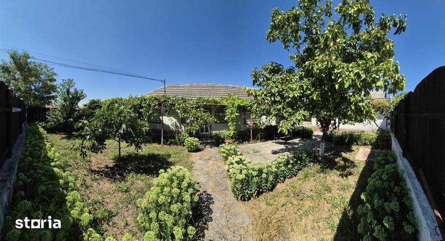 Casă cu 3 camere cu Teren 760 Mp în Valu lui Traian