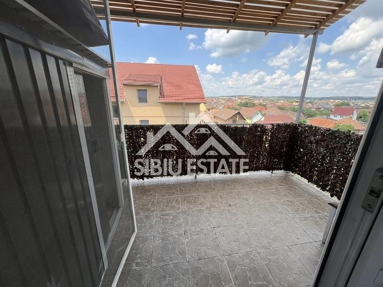Apartament cu 2 camere decomandat în Terezian