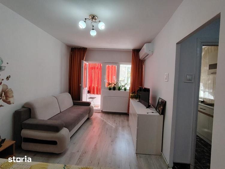 Garsonieră decomandată în Tineretului
