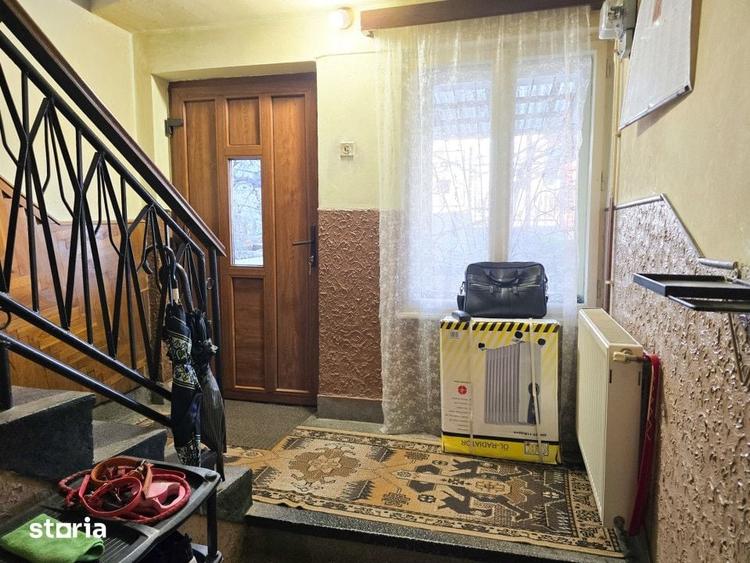 Casă cu 5 camere cu Teren 530 Mp în Andrei Mureșanu