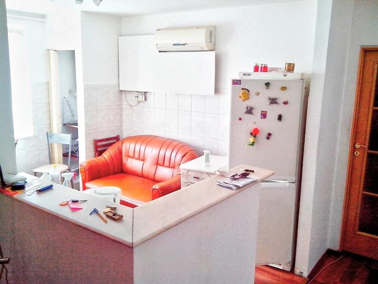 Apartament cu 2 camere decomandat în Central