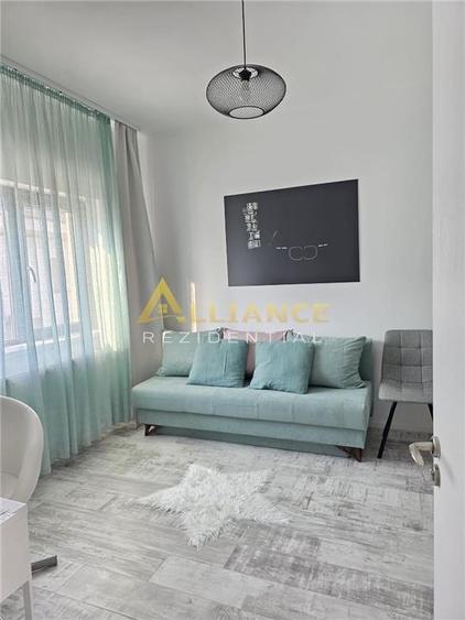 Duplex cu 3 camere cu Canalizare în Central
