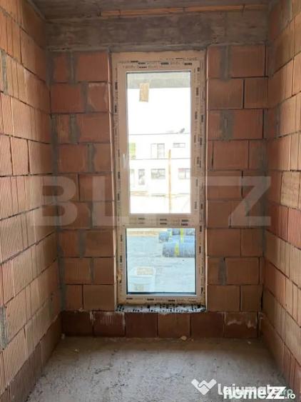 Apartament cu 4 camere decomandat în Iris
