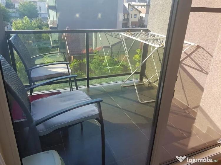 Apartament cu 2 camere decomandat în Primo
