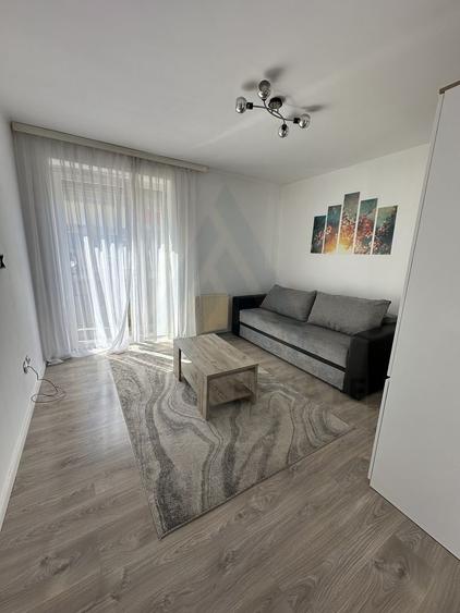 Garsonieră decomandată, mobilată în Turnișor