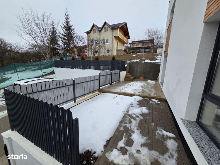 Casă cu 4 camere cu Teren 300 Mp în Dâmbul Rotund
