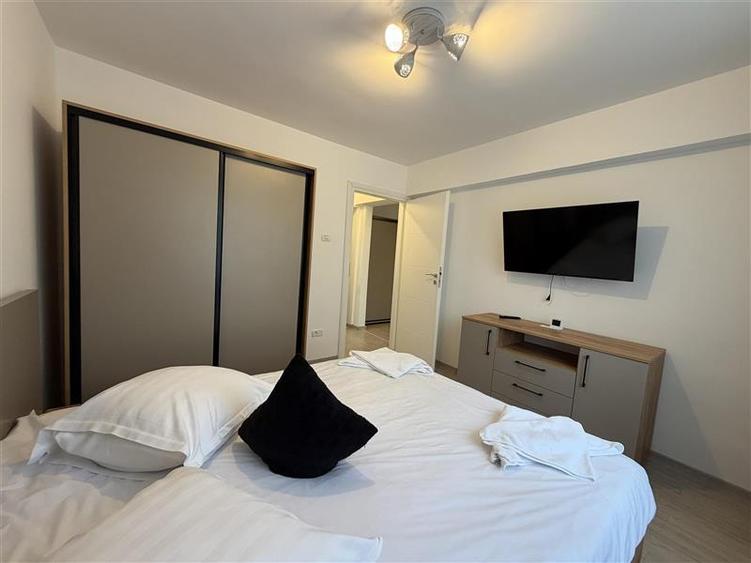 Inchiriere apartament 3 camere Centrul Civic, etaj 1, mob,utilat nou - 10