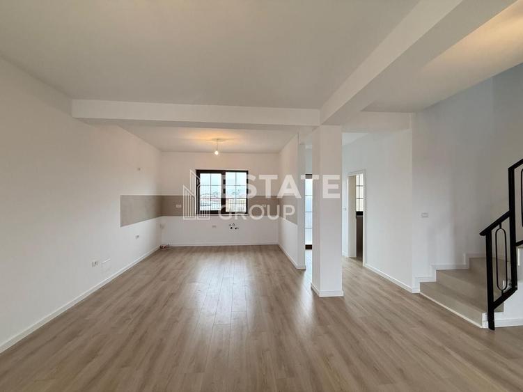 Duplex cu 3 camere cu Canalizare în Moșnița Nouă
