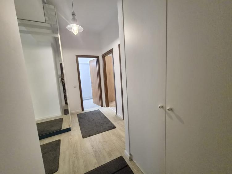 Apartament cu 3 camere în Iancu Nicolae