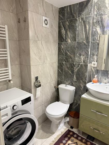 Apartament cu 2 camere decomandat în Berceni