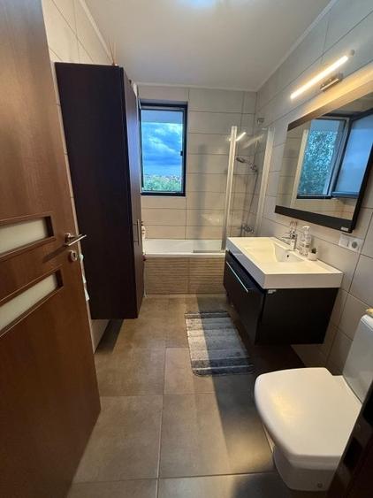 Apartament cu 2 camere decomandat, mobilat în Borhanci