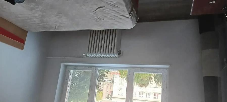 Apartament cu 2 camere semidecomandat în Gara de Nord