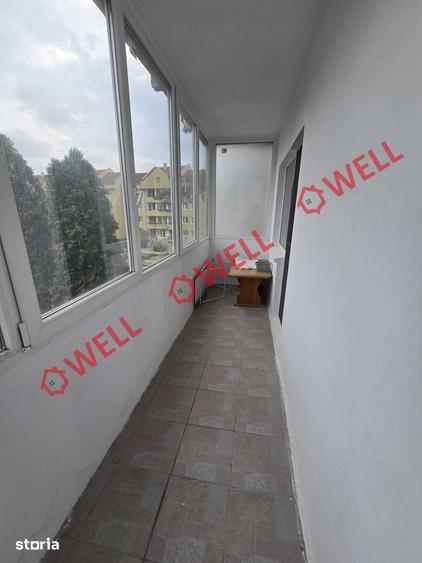 Apartament cu 3 camere decomandat în Central