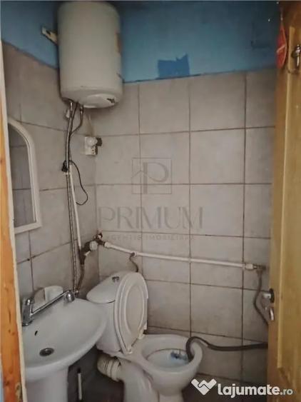 Garsonieră decomandată în Girocului