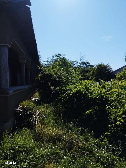 Casă cu 3 camere cu Canalizare în Budeni