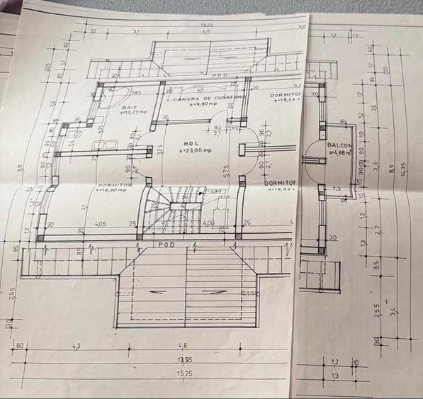 Casă cu 4 camere în Rahova