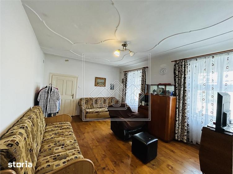 Apartament cu 3 camere în Ultracentral