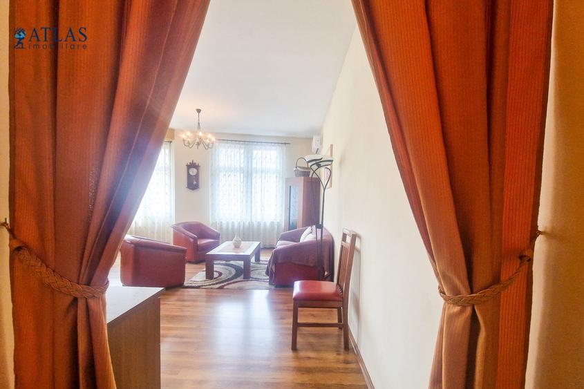 Apartament cu 2 camere decomandat în Centrul Istoric