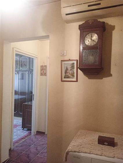 Apartament cu 2 camere decomandat în Podu Roș