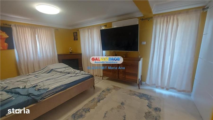 Casă cu 4 camere cu Teren 2000 Mp în Central