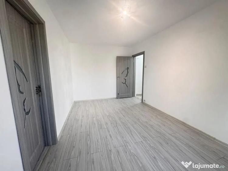 Apartament cu 3 camere nedecomandat în Tomis Nord