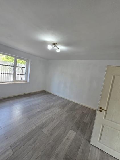 Casă individuală cu 2 camere cu Teren 760 Mp în Central