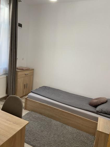 De inchiriat casa - 6