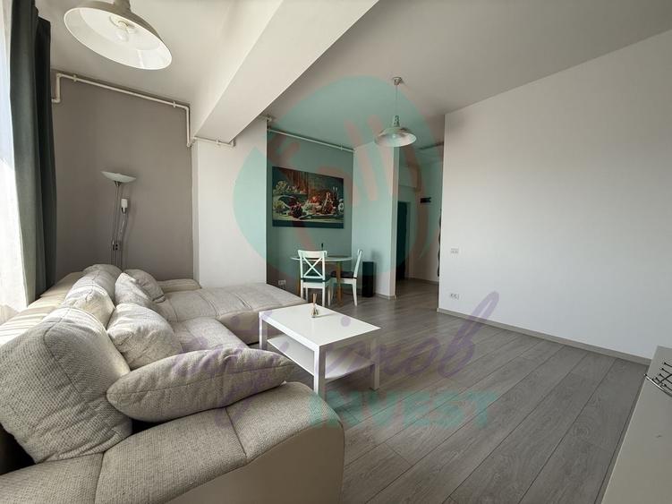 Apartament cu 2 camere semidecomandat, mobilat în P-ța Alba Iulia