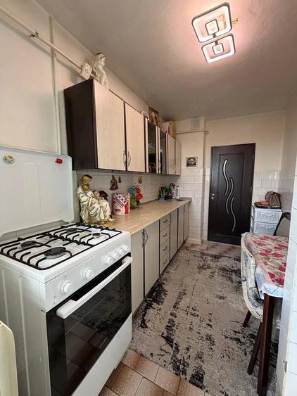 Apartament cu 2 camere decomandat în Micro 13