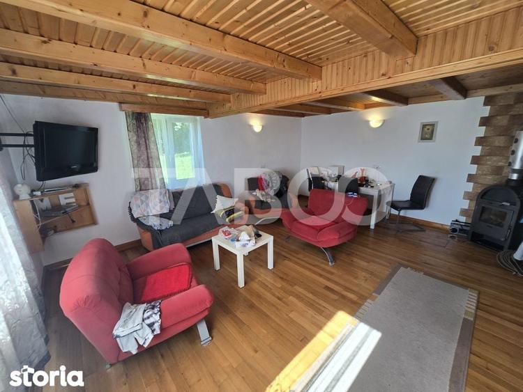 Casă cu 3 camere cu Teren 64 Mp în Sadu