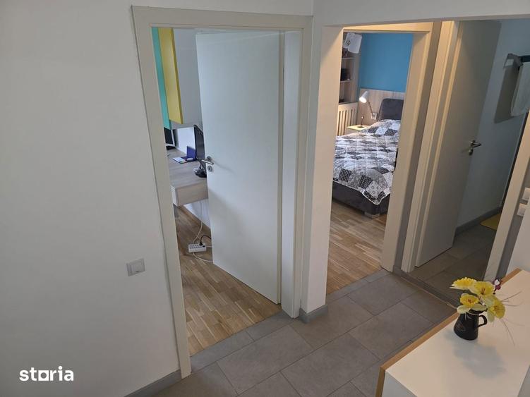 Apartament cu 3 camere în Berceni