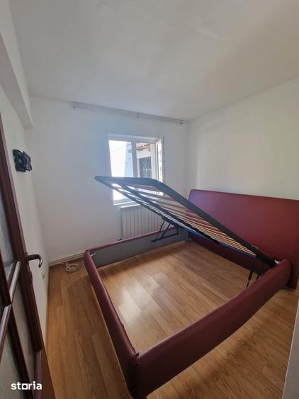 De inchiriat apartament 3 camere semi mobilat, parter, zona Piata Mica - 4