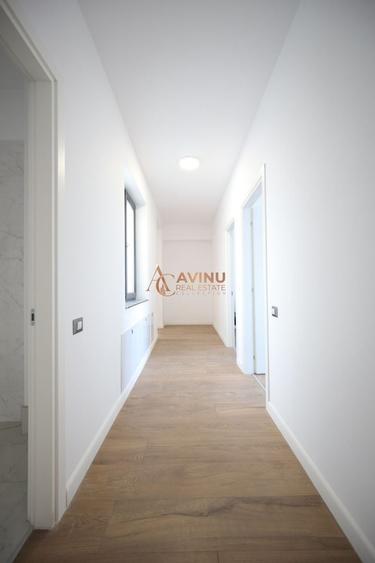 Apartament cu 4 camere în Sud-Vest