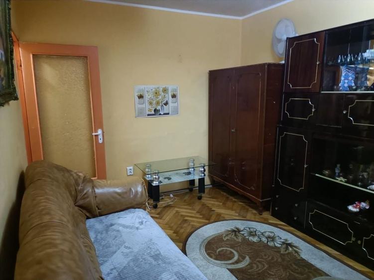 Garsonieră semidecomandată în Micro 19