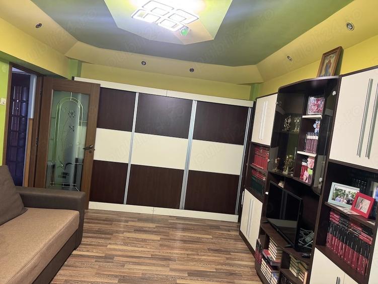 Apartament cu 2 camere decomandat în Unirii Sud