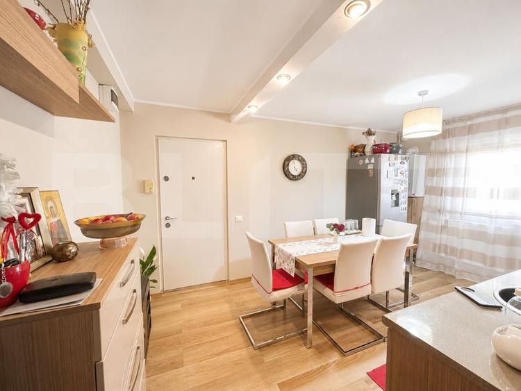 Apartament cu 2 camere semidecomandat, mobilat în Ampoi 1