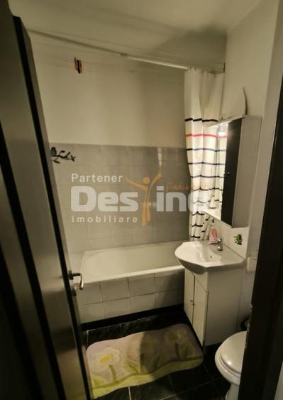 Apartament cu 2 camere decomandat în Răcădău