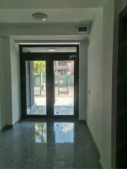 Spațiu comercial, de 80 mp, în Brâncoveanu