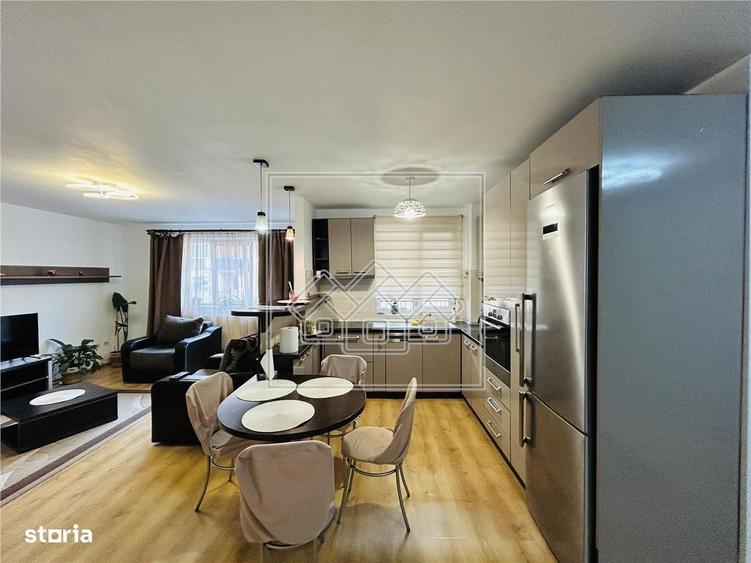 Apartament mobilat si utilat, 3 camere, balcon, zona Rahova - 1