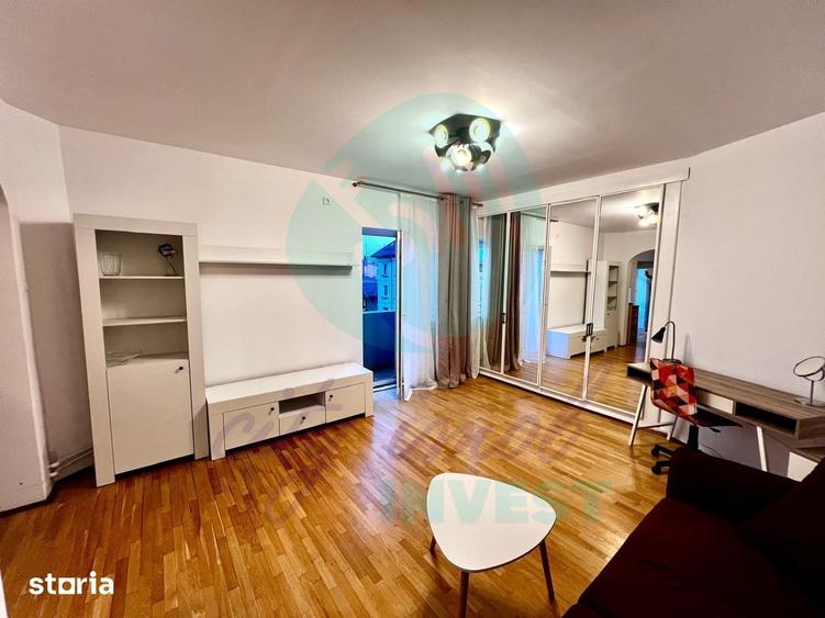 Apartament cu 3 camere semidecomandat în Cotroceni