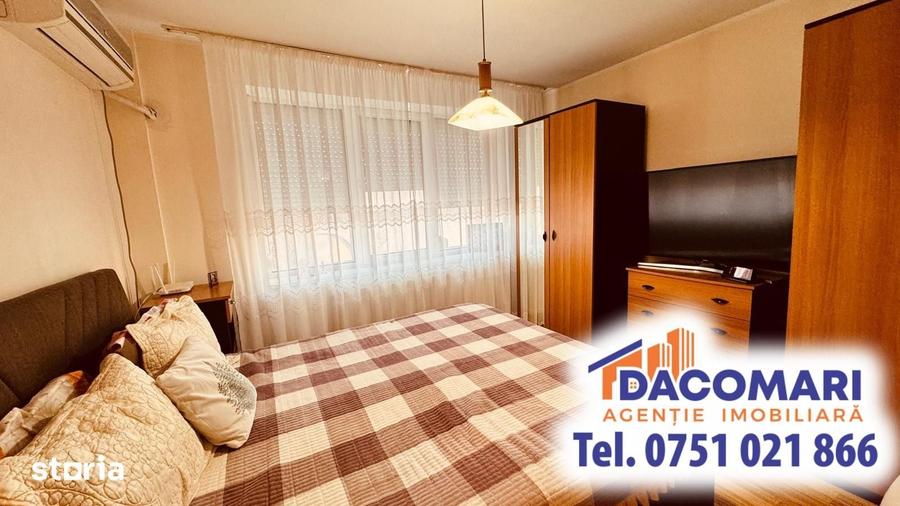 Apartament cu 2 camere decomandat în Micro 17