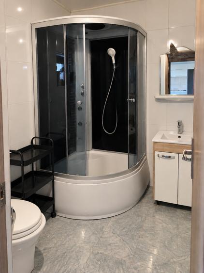 Casă individuală cu 5 camere cu Teren 688 Mp în Săcălaz