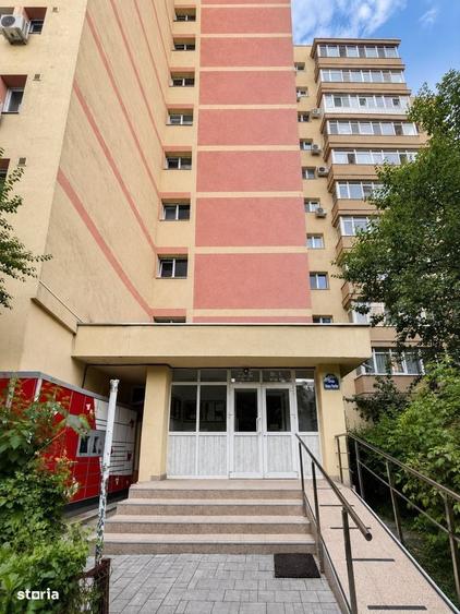 Garsonieră în Tei