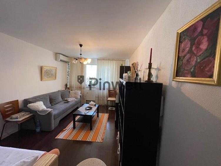 Apartament cu 2 camere semidecomandat în Lacul Tei