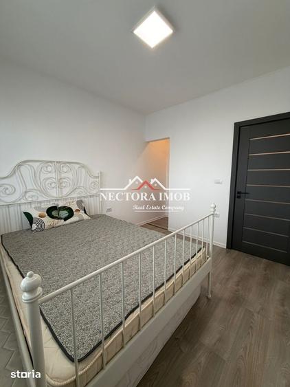 Casă cu 4 camere semidecomandat cu Teren 430 Mp în Biharia
