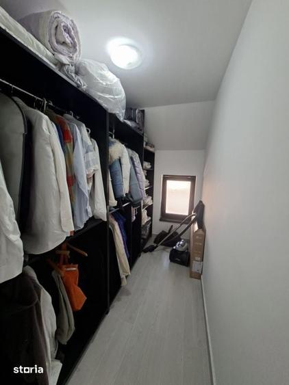 Casă cu 5 camere cu Teren 500 Mp în Săsar